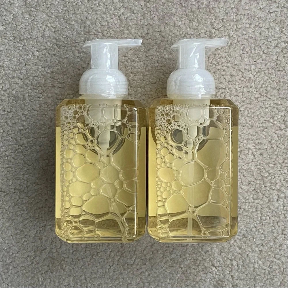 Michel Design Works Vanilla Palm Foaming Hand Soap (2-Pack)